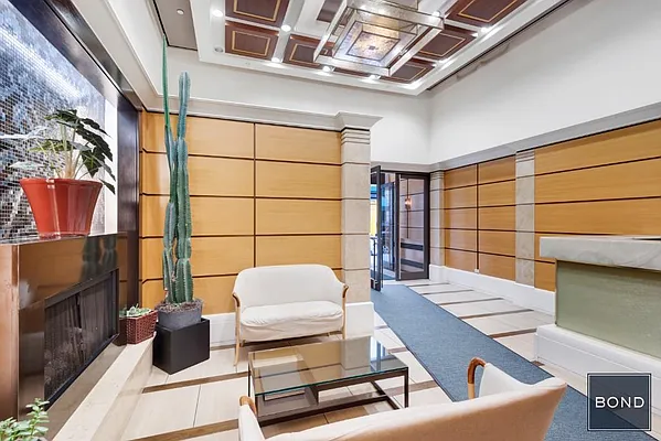 Rented by Bond New York | media 18