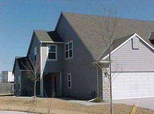 2020 E 23rd Ter, Lawrence, KS 66046