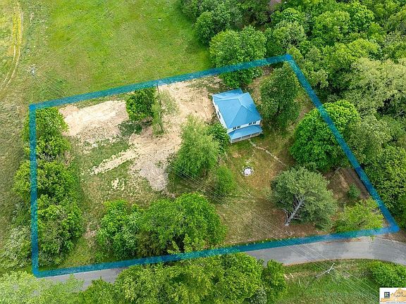 3rd image of 1047 Cedar Top Church Rd