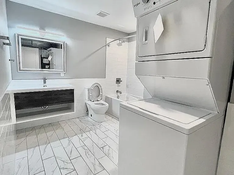 1525 W Girard Ave #B1 — Photo 9