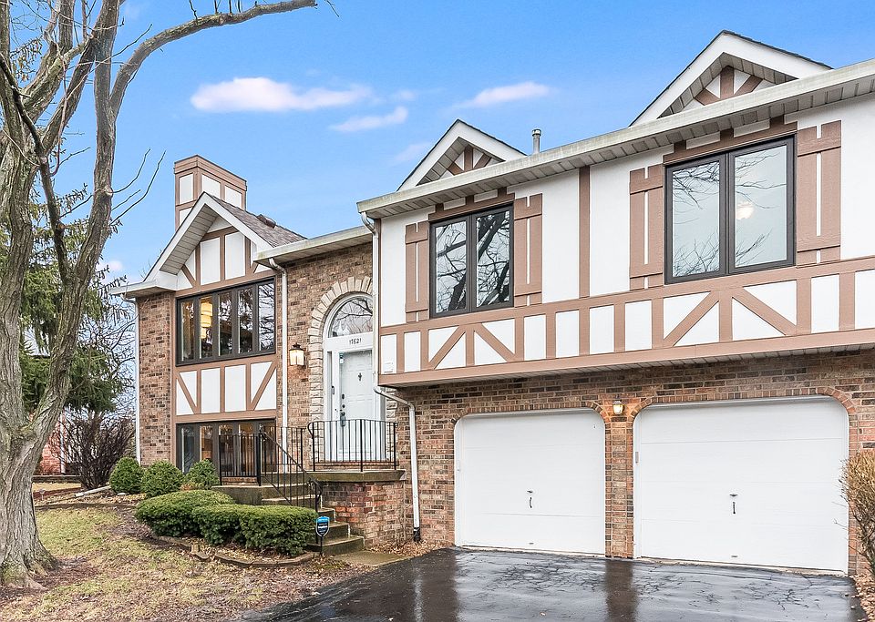 1st image of 17621 Drummond Dr #141