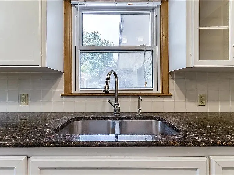 1426 E Salome Ln — Photo 15