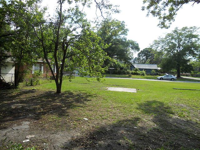 1st image of 1800 Lincoln St
