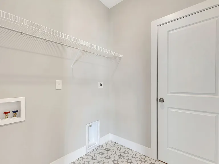 6358 Coverage Ct — Photo 35