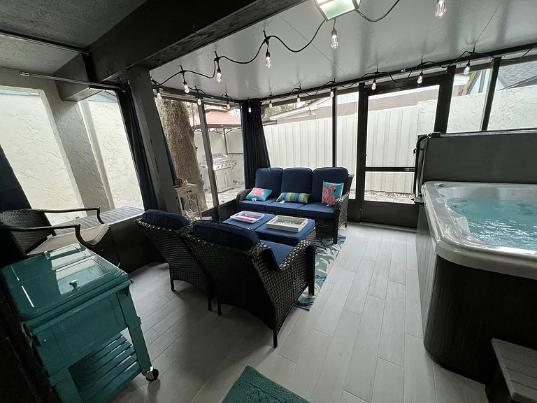 129 Bermuda Ct — Photo 10