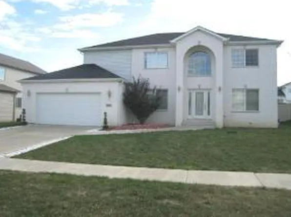 681 Madisen Ln, University Park, IL 60484