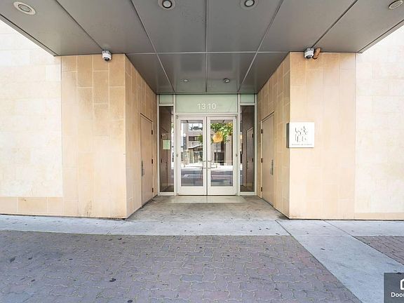 3rd image of 1310 Fillmore St #1
