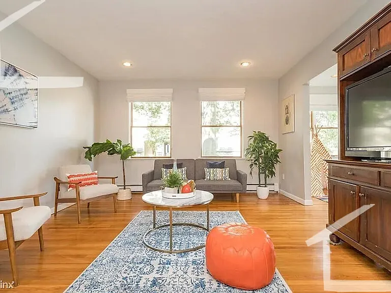310 Saint Paul St #4 — Photo 9