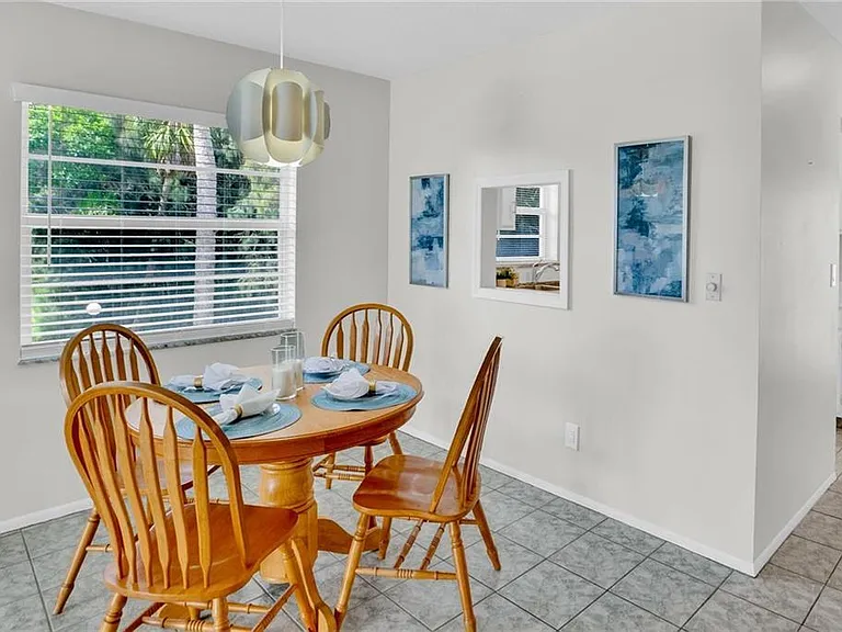 17 Vista Palm Ln #201 — Photo 5