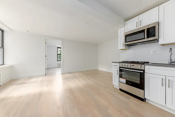 Rented by Brooklyn High Rise LLC | media 14