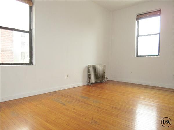 1st image of 3315 28th Ave #2R