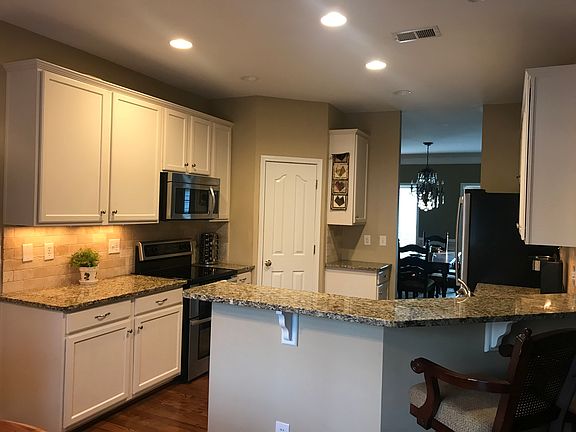 5th image of 7430 Mountainridge Dr