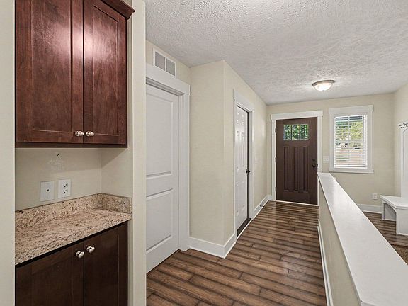 4th image of 3362 Stormy Creek Dr SE #28