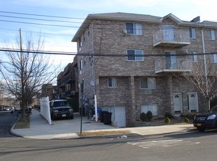 284 Davis Ave, Bronx, NY 10465