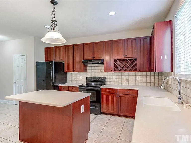 2002 Remington Oaks Cir — Photo 10