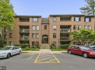 5805 Edson Ln APT 104, Rockville, MD 20852
