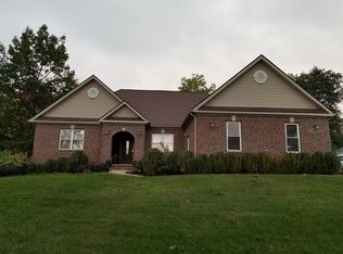 700 Six Mile Rd, Whitmore Lake, MI 48189