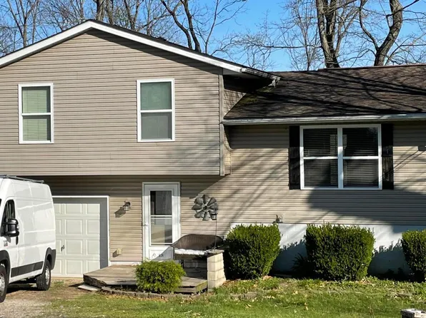 534 Brentwood Dr NE, Newark, OH 43055