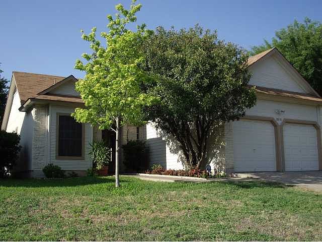 1st image of 2010 Ploverville Ln