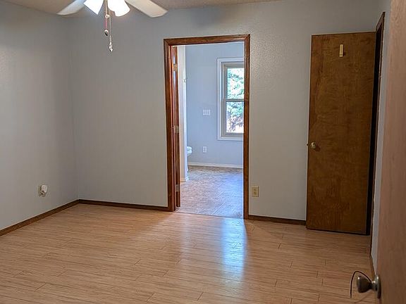 4th image of 1012 N Walleye Street