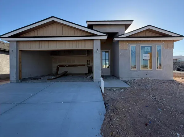 3893 Perspective St, El Paso, TX 79938