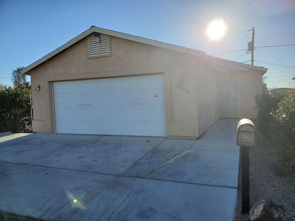 1st image of 1848 Artesia Dr