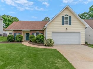 104 Cranebill Dr, Simpsonville, SC 29680