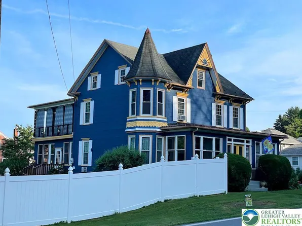 6423 Front St, Bangor, PA 18013