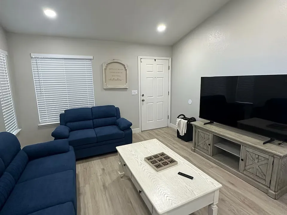 2050 Bridle Creek Cir