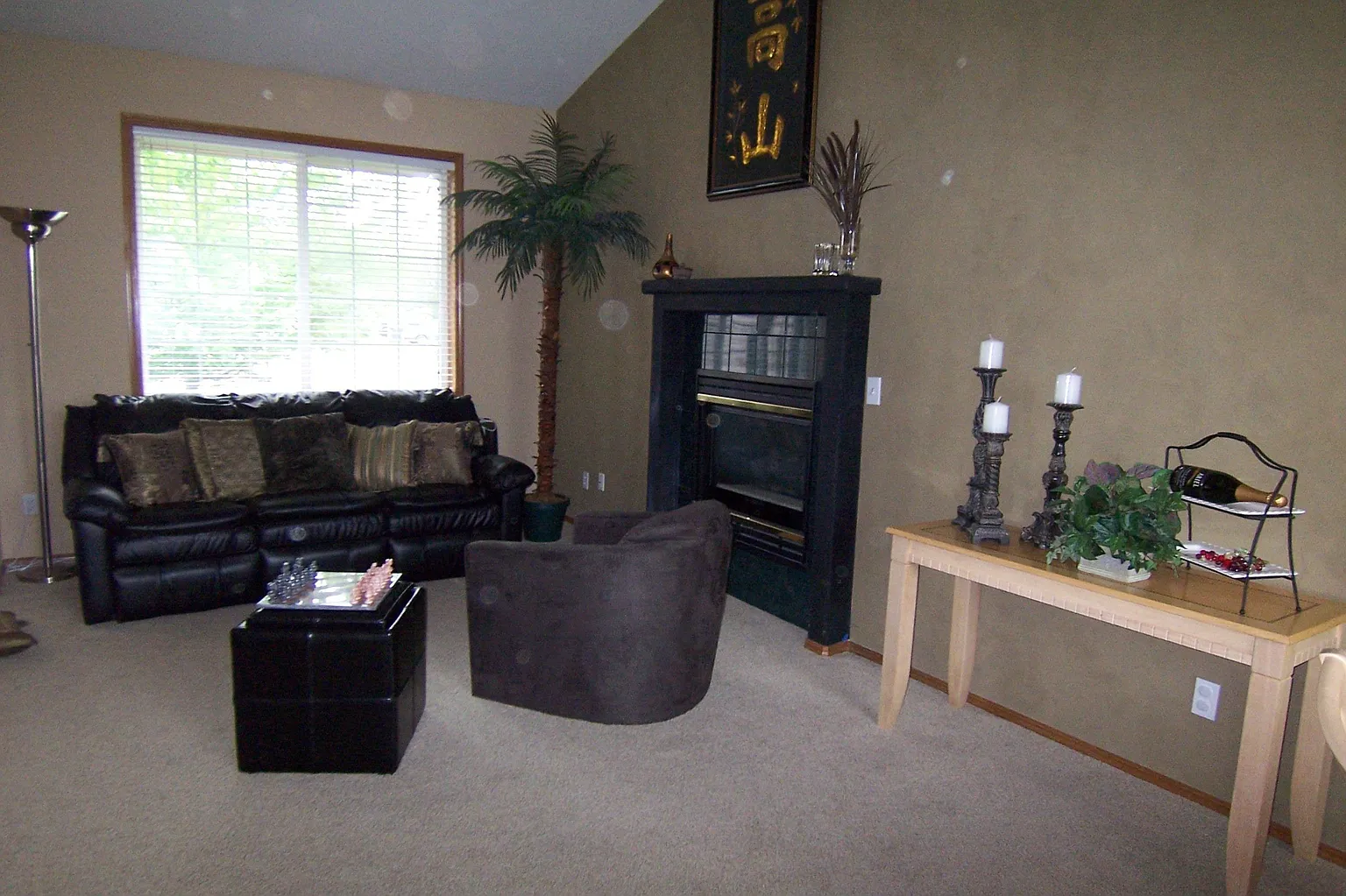 1328 SW 205th Ter photo 1