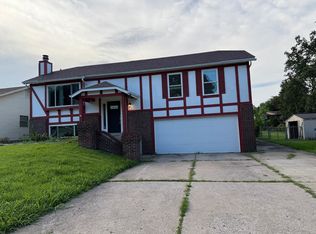 20 Southwinds Dr, Saint Peters, MO 63376