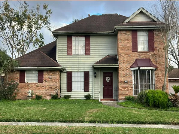 38 Park Timbers Dr, New Orleans, LA 70131