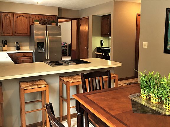 4th image of 105 Wintergreen Dr