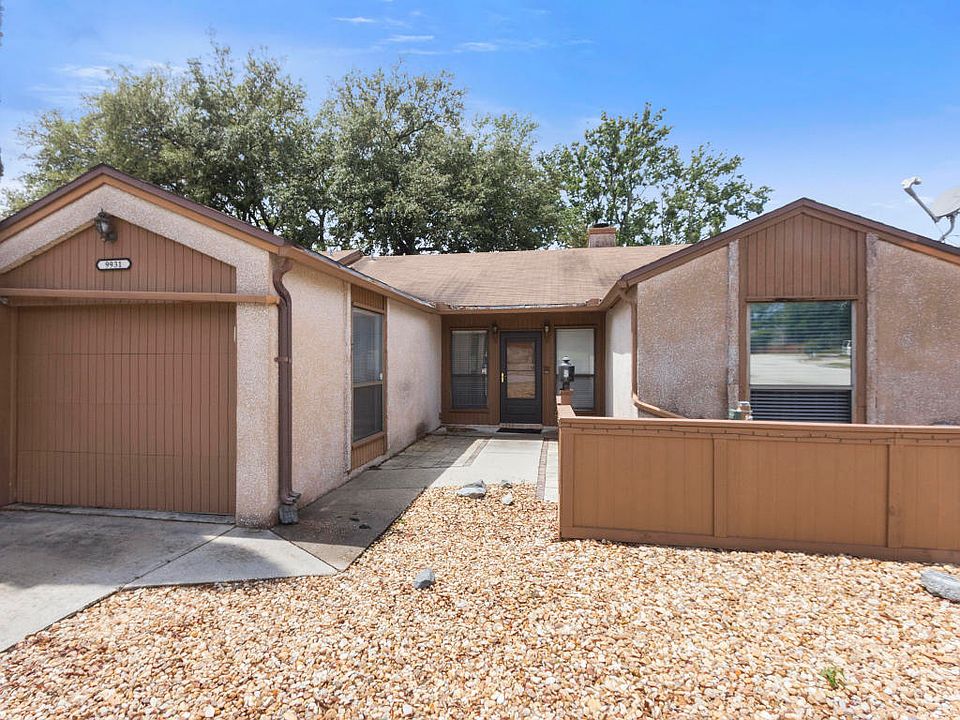 1st image of 9931 Fawn Brook Dr