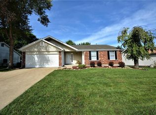 917 Haversham Dr, Saint Charles, MO