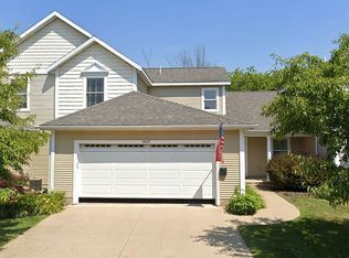 2007 Conservation Trl SE, Lowell, MI 49331