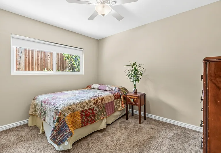 1115 Sayles Ct — Photo 13