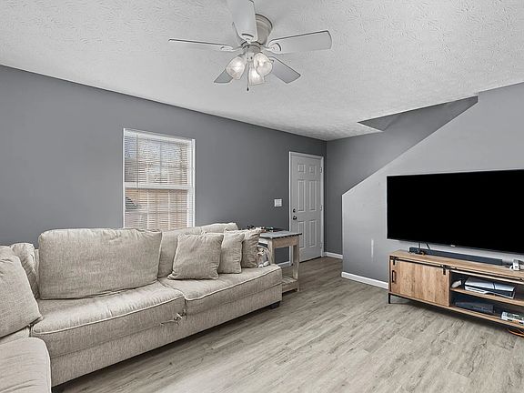 3rd image of 728 N Haun Dr #728