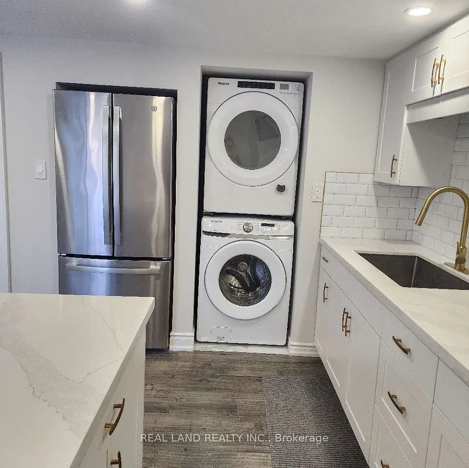 Studio, $1,950 — Photo 4