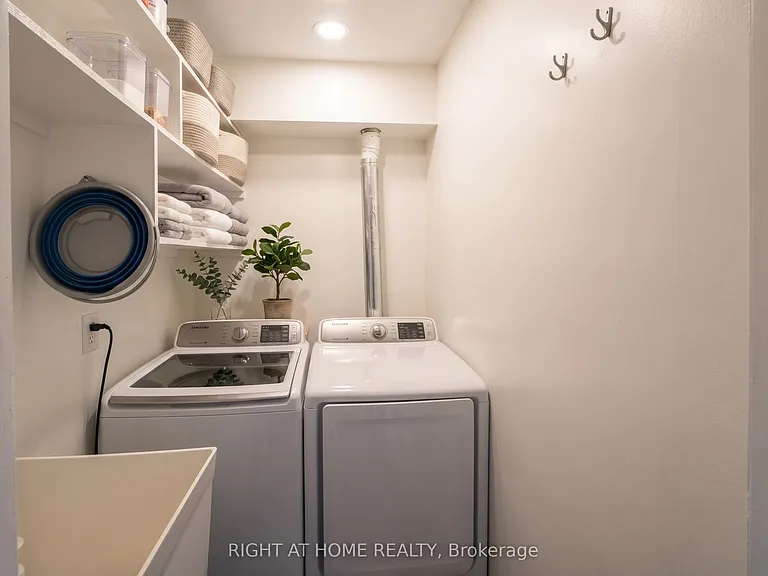1050 Stainton Dr #201 — Photo 17