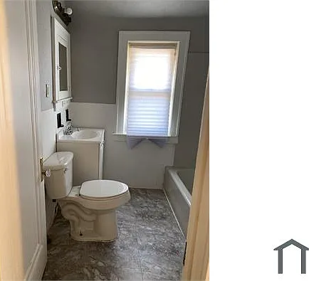 18038 Norwood St — Photo 10
