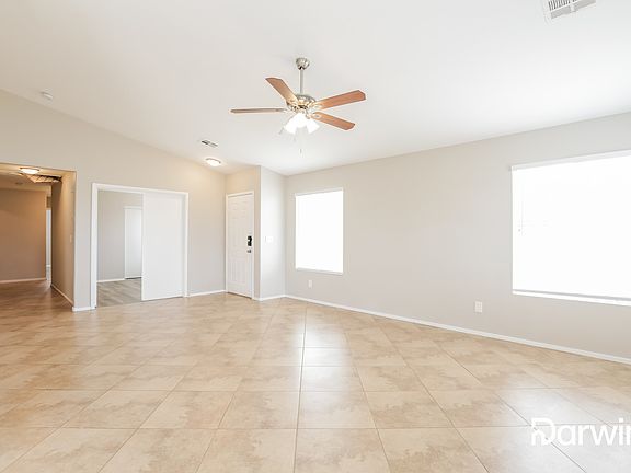 4th image of 2977 Kensington St
