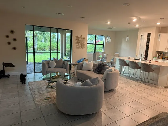 9074 Bexley Dr — Photo 10
