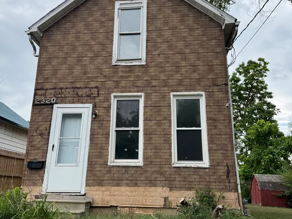 2320 W Garden St, Peoria, IL 61605