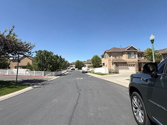 5th image of 13469 S Corbin Valley Dr