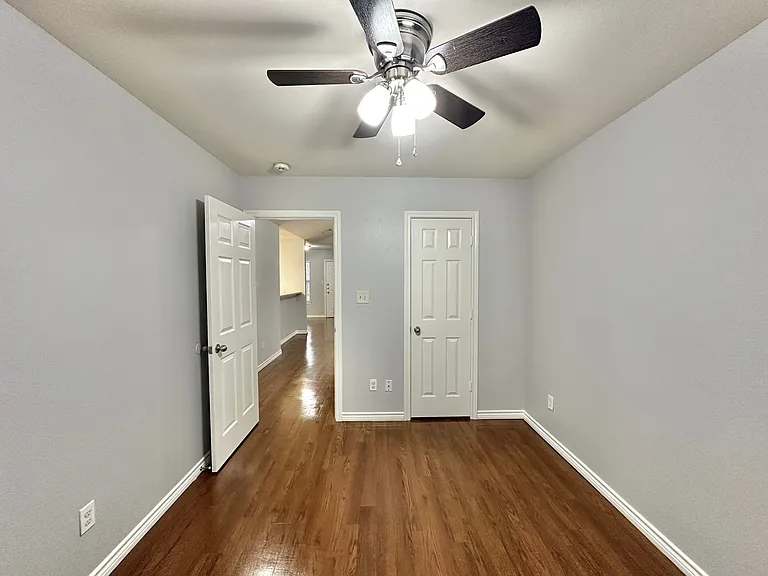 8720 Mansion Creek Cir — Photo 29