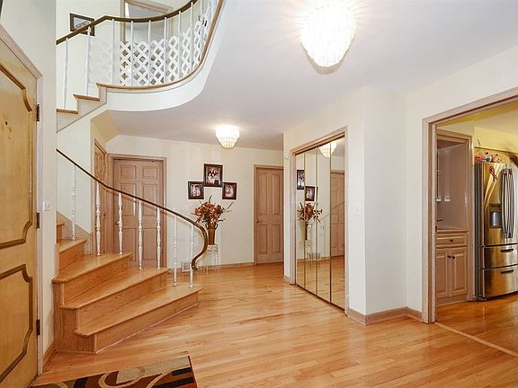 2nd image of 6421 N Longmeadow Ave