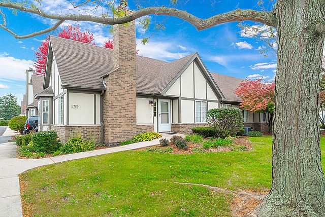 1st image of 1770 Willow Circle Dr