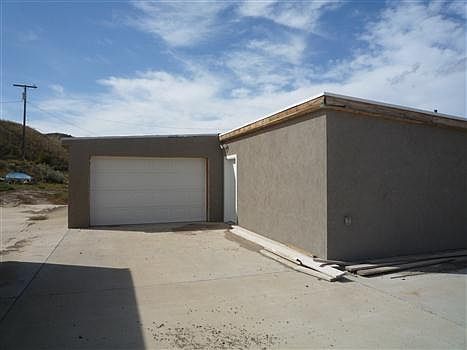2nd image of 160 6th Ave W