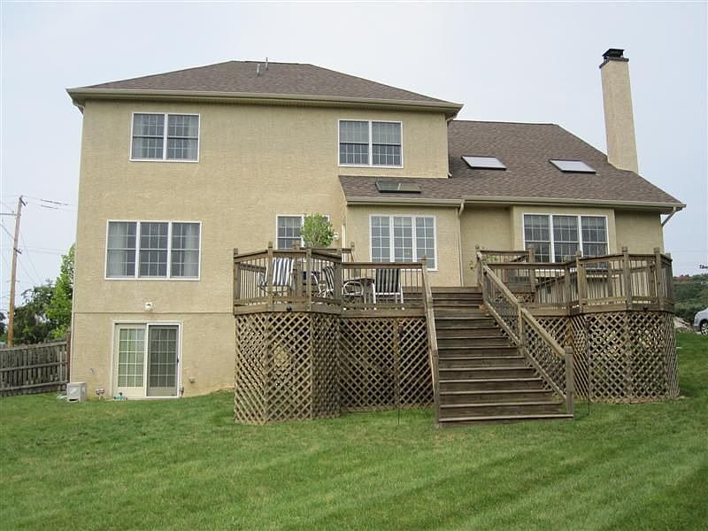 Exterior Back